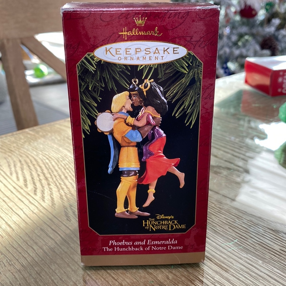 Disney Hunchback of Norte Dame Hallmark Ornment